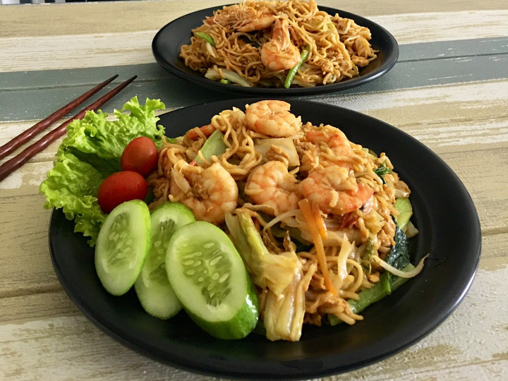 Resep Mie goreng special udang yang Lezat