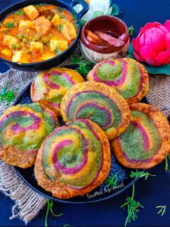 तिरंगी पूरी सब्जी (Tirangi Poori and Sabzi Recipe in Hindi) रेसिपी मुख्य फोटो