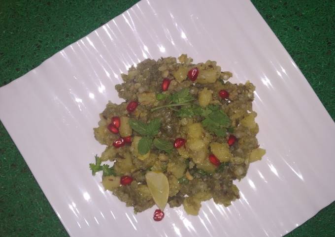 Hariyali Sabudana Khichdi