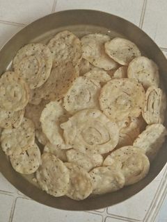 ફરસી પૂરી(Farsi Poori Recipe in Gujarati) રેસીપી મુખ્ય ફોટો