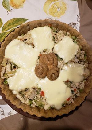 Una foto de Tarta de zucchini y pollo😋