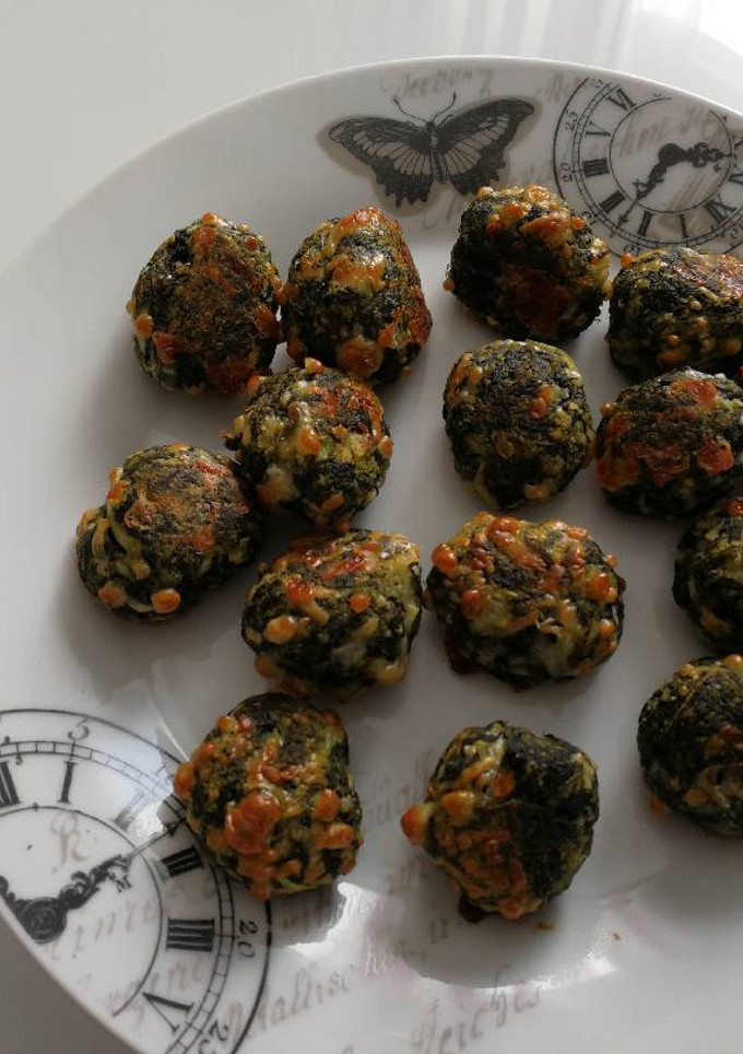 Una foto de Bolitas de espinacas