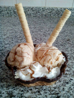 Una foto de Helado de turrón