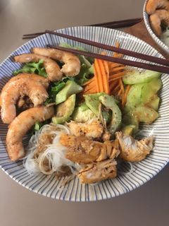 Une photo de Bo Bun Gambas et Poulet