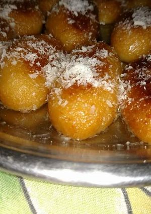 A picture of Gulabjamun shop style.
