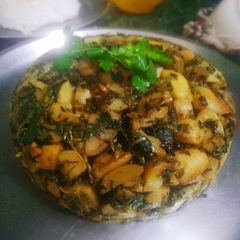 A picture of Aloo methi vegetable.