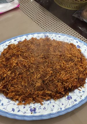 صورة لوصفة طريقة عمل الرز الاحمر بالشعرية