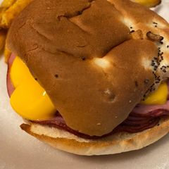 A picture of Arby’s beef and cheddar copycat.