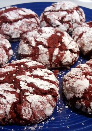 A picture of Red Velvet Crinkle Cookies.