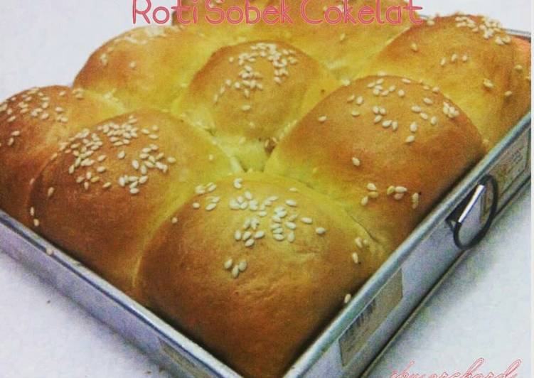 Resep: ROTI SOBEK KEJU dan COKELAT Enak Terbaru