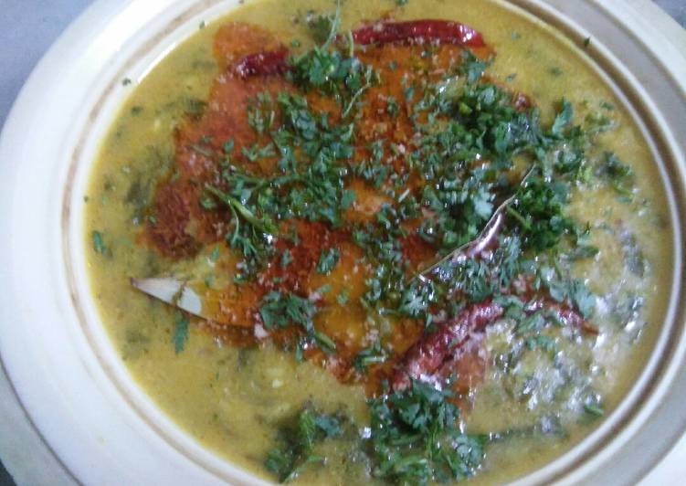 Step-by-Step Guide to Make Super Quick Homemade Dal palak
