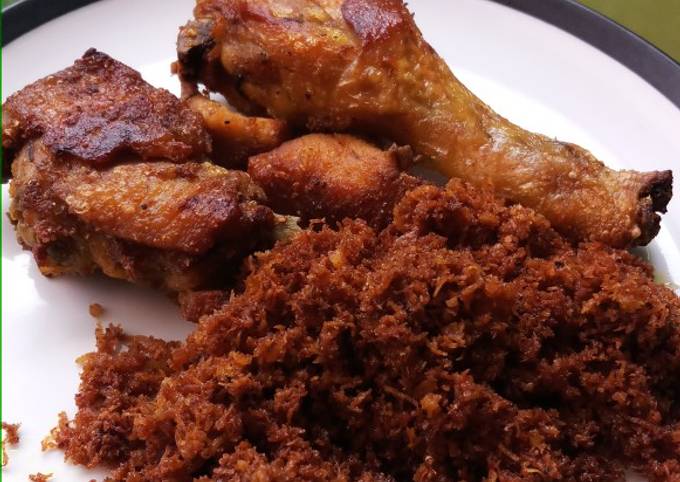 Ayam goreng serundeng bumbu racik, praktis