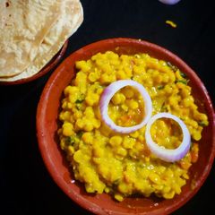 A picture of Chana Dal fry.