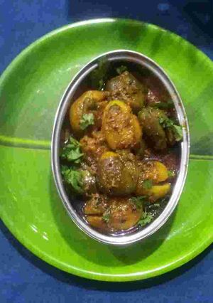 A picture of Brinjal potato stuffed sabji.