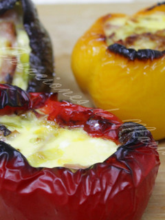 Una foto de Pimientos rellenos de puerro y jamón