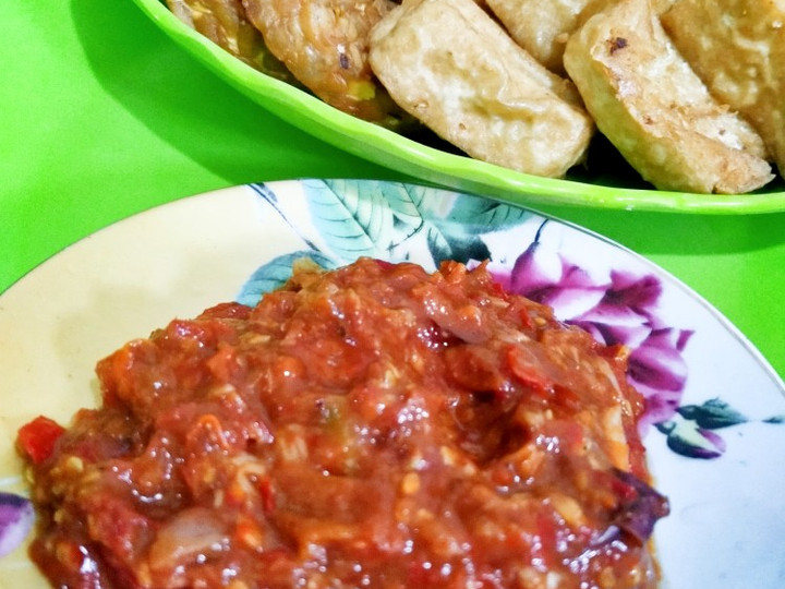 Cara Bikin Sambel ulek (tahu/tempe penyet) Bunda Pasti Bisa