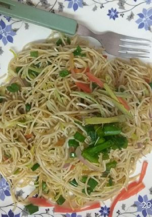 A picture of Noodles.