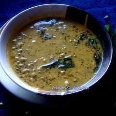 A picture of Goan style moonga ganthi curry.