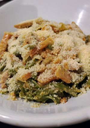 Una foto de Fideos salteados con vegetales🍝
