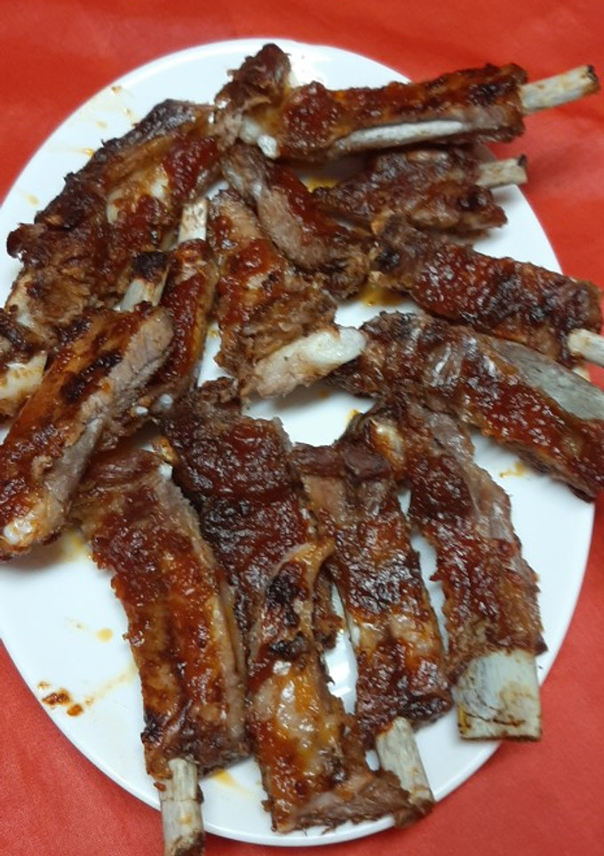 Una foto de Costillas adobadas a mi manera