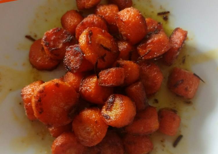 Recipe of Super Quick Homemade Garlic buttered carrots