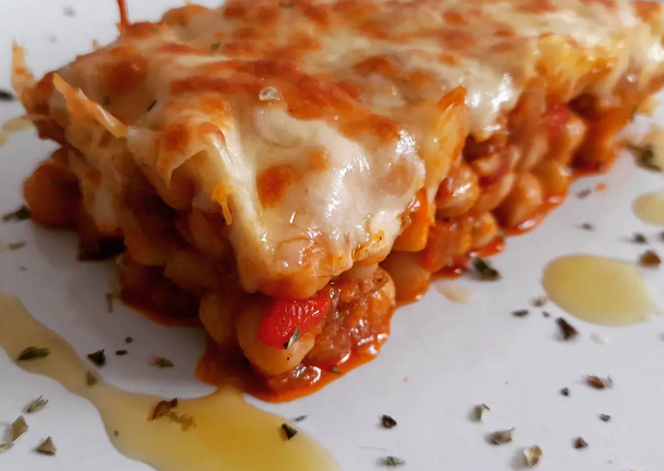 Garbanzos a la sobrasada con mahón gratinado