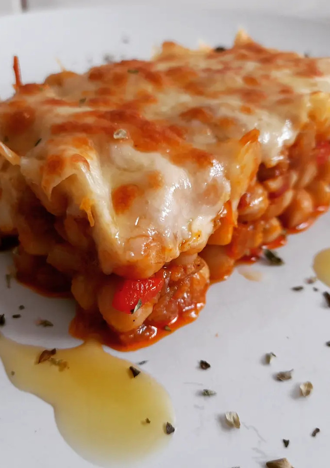 Una foto de Garbanzos a la sobrasada con mahón gratinado