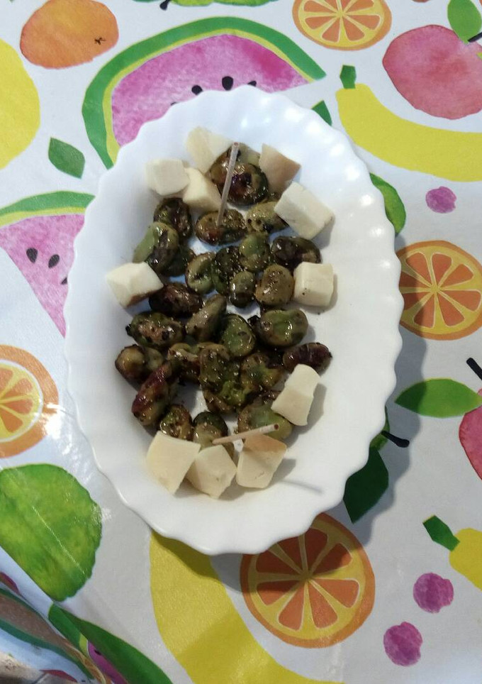Una foto de Snacks. Habas fritas