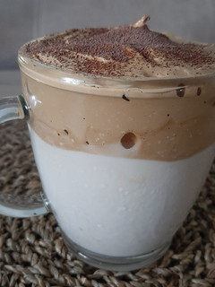 Una foto de Café Dalgona