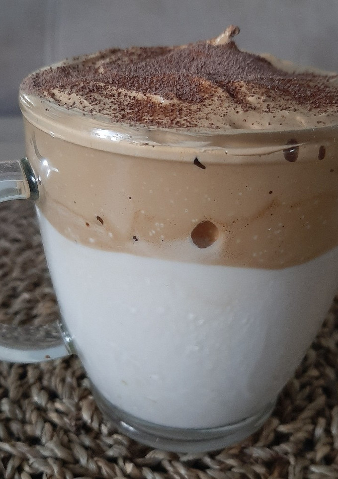 Una foto de Café Dalgona