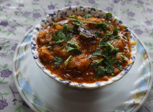 A picture of Special Prawns masala gravy.