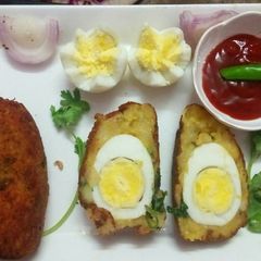 A picture of Egg kabab.