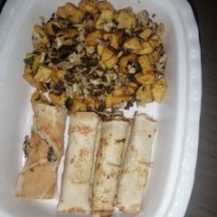 A picture of Bread shawarma.
