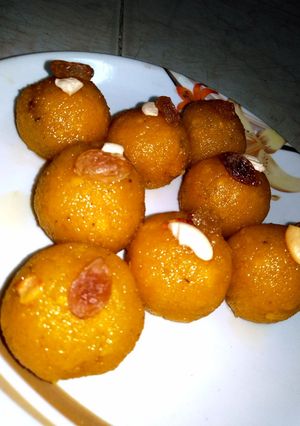 A picture of Boondi laddo.