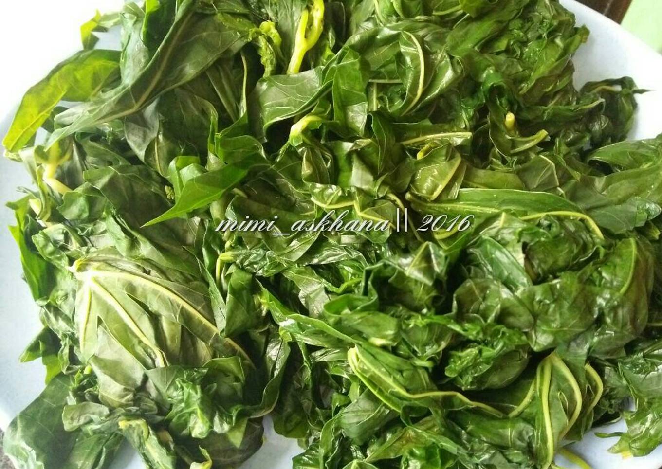 Daun Singkong Rebus