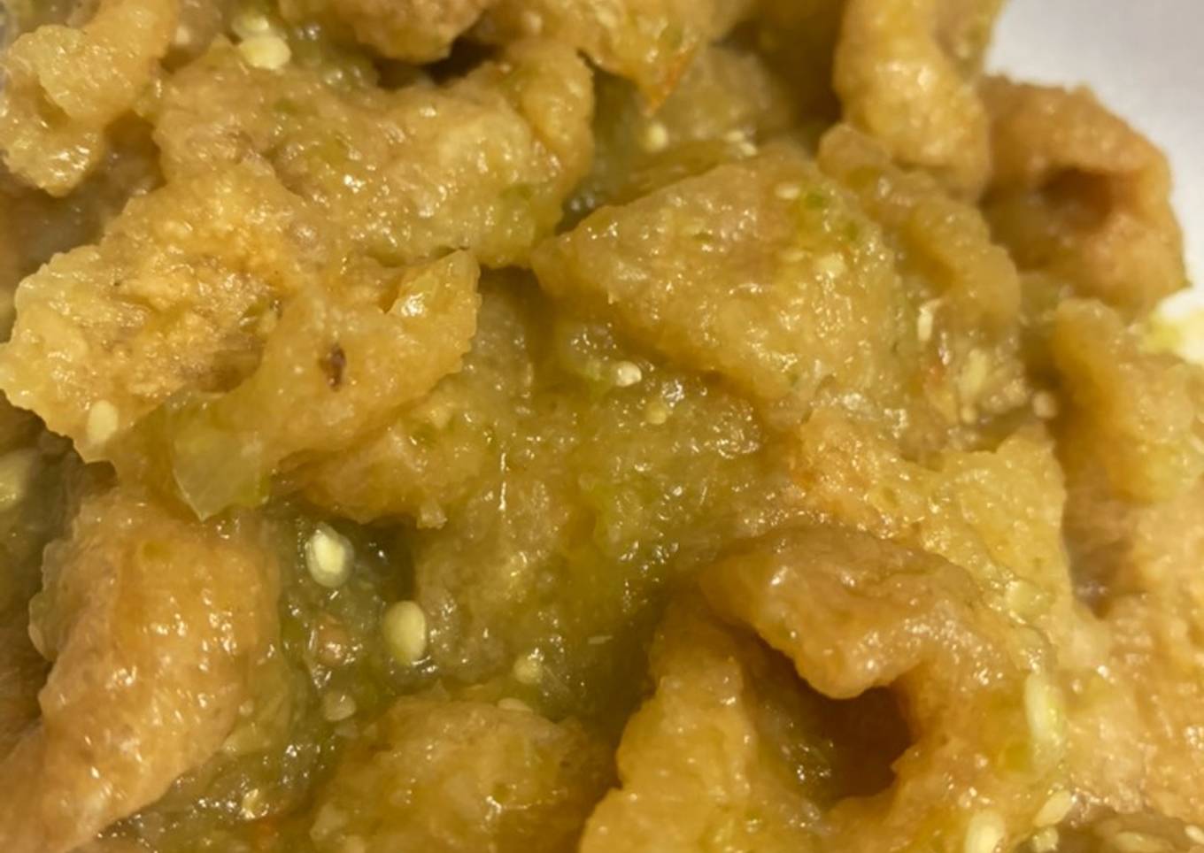Chicharrón en salsa verde