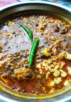 এগ চিকেন তড়কা(egg chicken tarka recipe in Bengali) রেসিপির প্রধান ছবি