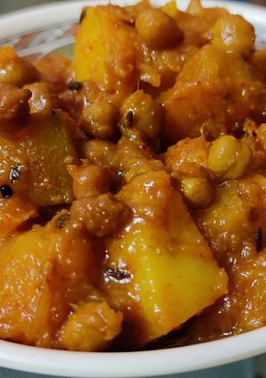 কুমড়োর ছক্কা(kumror chokka recipe in Bengali) রেসিপির প্রধান ছবি