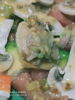 Una foto de Ensalada de tomate con vinagreta de mostaza