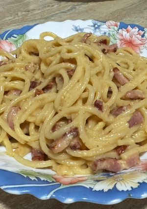 Foto principal de Espaguetis a la carbonara (receta para chuparse los dedos)