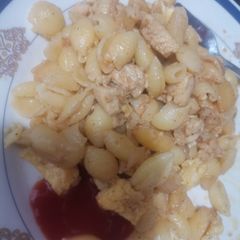 A picture of Chicken Macroni.