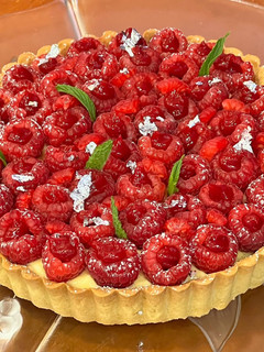 A picture of Raspberry Tart.