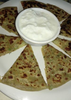 A picture of Aloo Paratha.