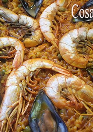 Una foto de Arroz con gambas, calamares y mejillones