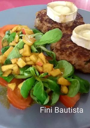 Una foto de Filete ruso con berenjena (hamburguesa)