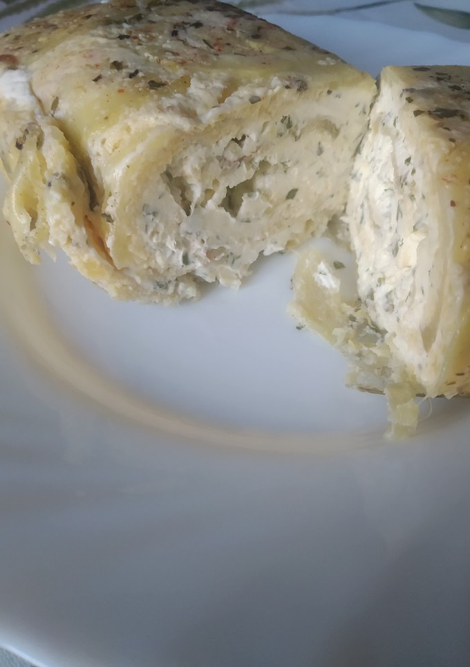 Una foto de Rollo de calabacín y queso de untar