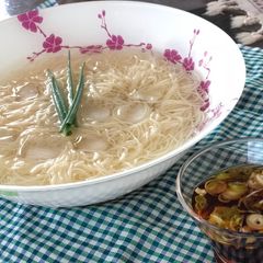 A picture of Japanese Soumen noodles for hot summer.
