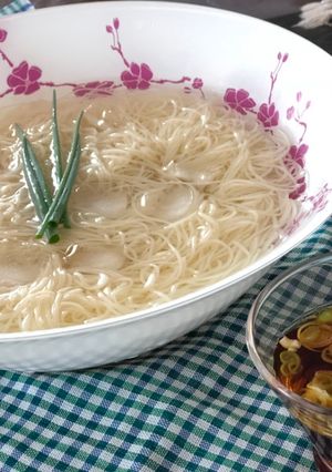 A picture of Japanese Soumen noodles for hot summer.