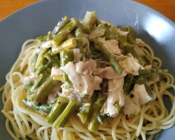 Best Recipe Creamy chicken and asparagus pasta Delicious and Healthy