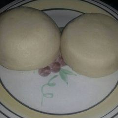 A picture of White poundo yam.